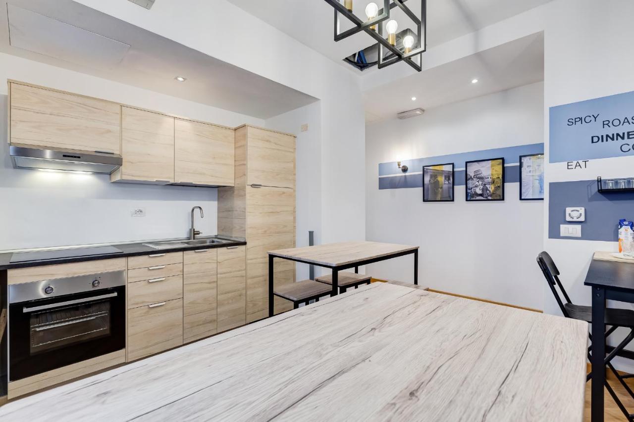 Vivilo Collection - Marche 54 Suites - Close To Via Veneto Area - Lt Рим Экстерьер фото